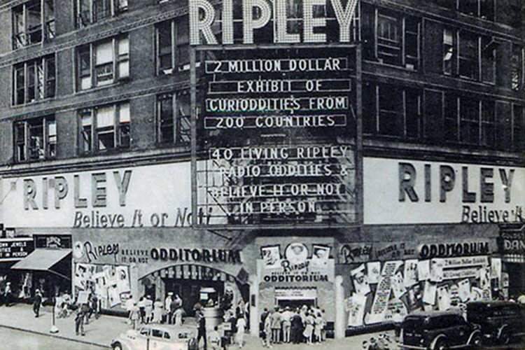1939 - Broadway Odditorium