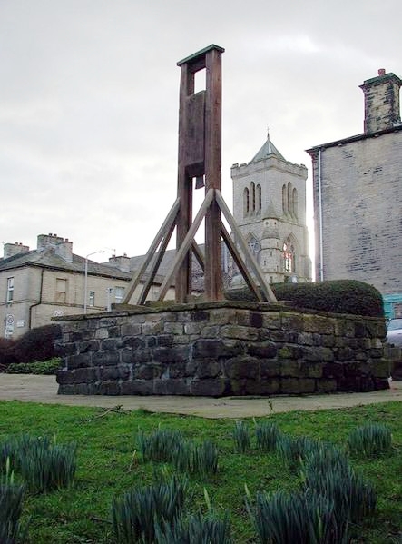 The_Halifax_Gibbet_-_geograph.org.uk_-_350422
